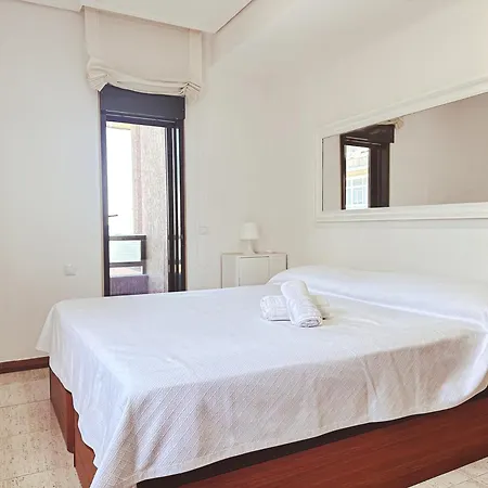 Lägenhet Apartamento Samil Primera Linea De Playa 2n Vigo